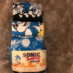🐝🐝 Brand new Sonic The Hedgehog socks, 3 pack